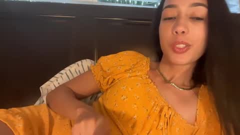 Snapshot of martinabebe chatting on June 2026 03:39:02 PM martinabebe online show from June 2026 03:39:02 PM