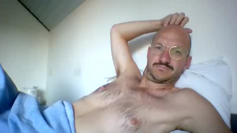 Snapshot of martinadam18 chatting on June 2026 04:53:02 AM martinadam18 online show from June 2026 04:53:02 AM