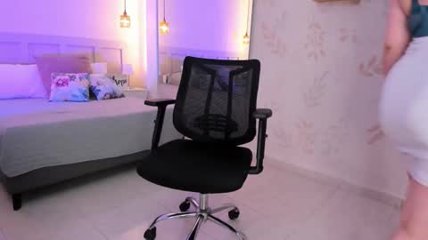 Martina  online show from February 2026 01:57:02 AM