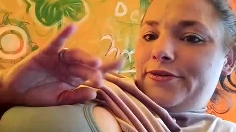 martinhopetaylor online show from April 2026 06:50:01 PM