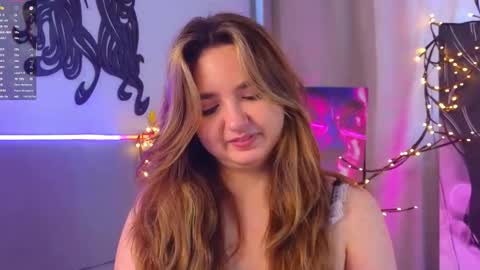 Snapshot of mary_broks chatting on December 2025 07:25:01 AM mary_broks online show from December 2025 07:25:01 AM