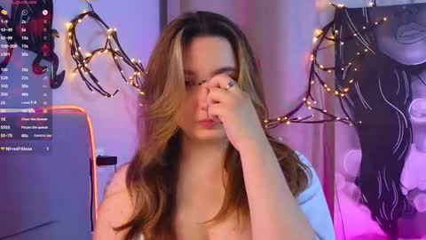 mary_broks online show from December 2025 07:15:02 AM