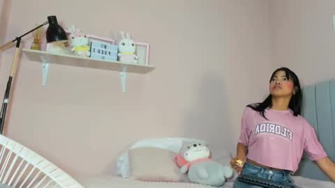 Snapshot of mary_cute9 chatting on September 2025 12:32:01 PM mary_cute9 online show from September 2025 12:32:01 PM
