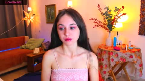 Mary online show from September 2025 09:53:02 PM