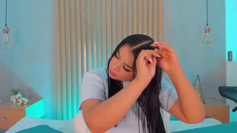 Snapshot of mary_suarez chatting on March 2025 03:41:01 AM Maria online show from March 2025 03:41:01 AM