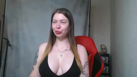 Snapshot of maryh0tlove chatting on December 2025 08:56:02 AM maryh0tlove online show from December 2025 08:56:02 AM