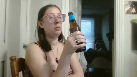 Snapshot of maryjaneflowers chatting on December 2024 01:22:01 PM maryjaneflowers online show from December 2024 01:22:01 PM