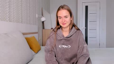 Snapshot of marylee_21 chatting on November 2025 08:15:01 AM Mari online show from November 2025 08:15:01 AM