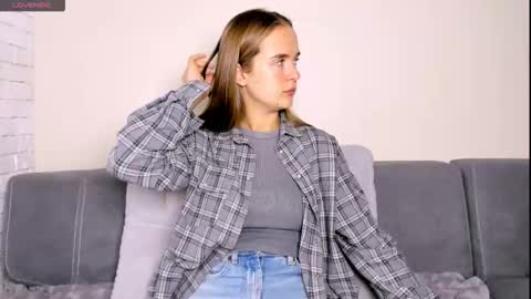 Snapshot of marylee_21 chatting on November 2025 08:36:02 AM Mari online show from November 2025 08:36:02 AM