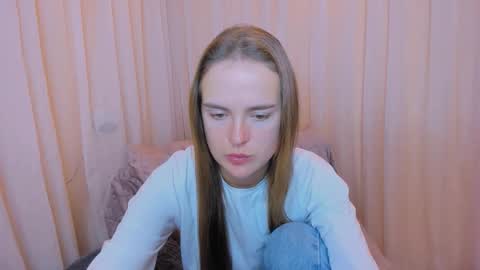 Snapshot of marylee_21 chatting on November 2025 11:55:02 AM Mari online show from November 2025 11:55:02 AM