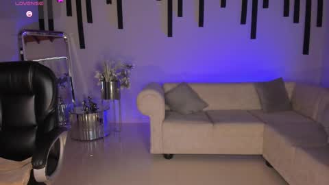  Mary  online show from March 2025 05:50:02 PM