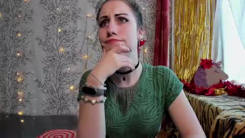 Snapshot of marylou_ chatting on December 2024 07:46:01 AM Mary Lou online show from December 2024 07:46:01 AM