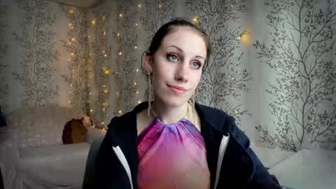 Snapshot of marylou_ chatting on September 2025 09:22:02 AM Mary Lou online show from September 2025 09:22:02 AM