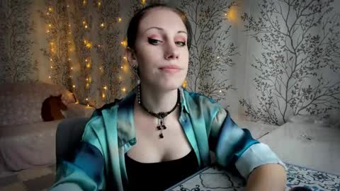 Snapshot of marylou_ chatting on September 2025 09:36:02 AM Mary Lou online show from September 2025 09:36:02 AM