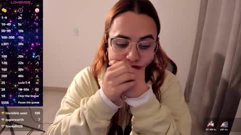 Dulce Maria online show from November 2025 02:44:01 AM