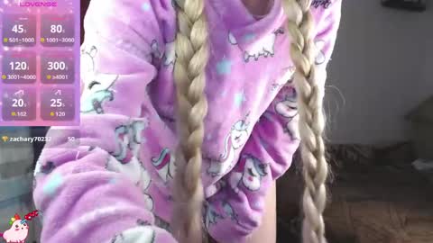 Snapshot of marylyrose chatting on April 2026 12:45:01 AM maryly rose online show from April 2026 12:45:01 AM