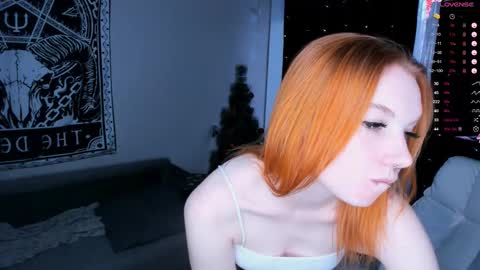 Snapshot of marymelanie chatting on February 2025 06:42:02 AM Mary online show from February 2025 06:42:02 AM