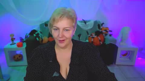 Snapshot of marymogan chatting on November 2025 04:22:02 AM marymogan online show from November 2025 04:22:02 AM