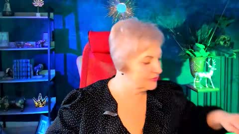 Snapshot of marymogan chatting on November 2025 05:18:02 AM marymogan online show from November 2025 05:18:02 AM