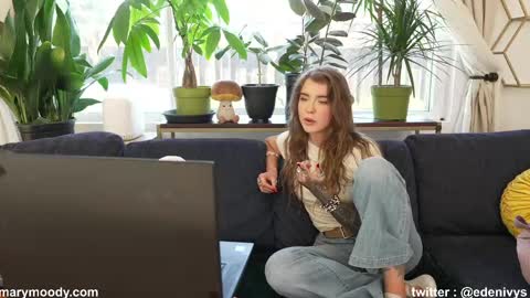 Mary Moody online show from April 2026 11:08:02 PM