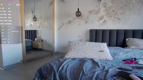 Marina online show from February 2025 01:00:02 PM