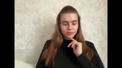 MaryYourr online show from May 2026 09:37:01 AM