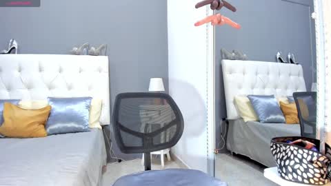 Masha Foxx online show from January 2025 02:49:01 PM