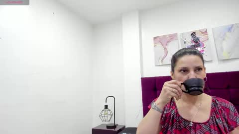 MashaPink online show from January 2026 01:04:01 PM