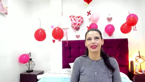 MashaPink online show from February 2026 01:01:02 PM