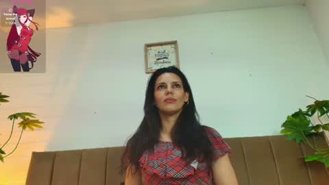 Snapshot of mashapink chatting on June 2026 01:57:02 PM MashaPink online show from June 2026 01:57:02 PM