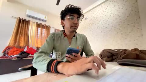 maskboyz2003 online show from November 2025 04:12:02 AM