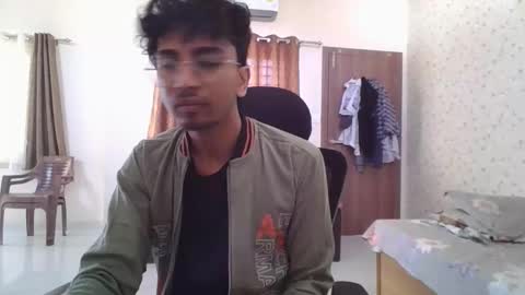 Snapshot of maskboyz2004 chatting on November 2025 05:17:01 AM Mask Boy online show from November 2025 05:17:01 AM