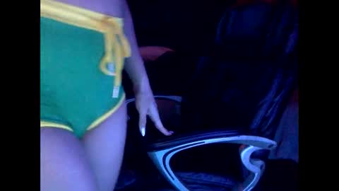 Snapshot of maskddcouple chatting on March 2026 01:10:01 AM maskddcouple online show from March 2026 01:10:01 AM