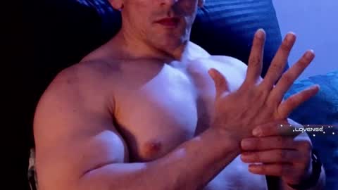 masked_bodybuilder online show from February 2025 09:18:01 PM