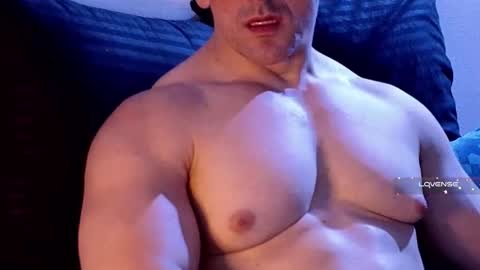 masked_bodybuilder online show from February 2025 12:30:01 AM