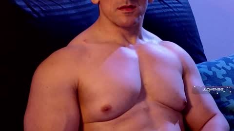 masked_bodybuilder online show from March 2025 05:58:02 PM