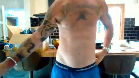 Snapshot of masked_masturbation_couple chatting on July 2026 07:56:02 AM Masked Masturbation Couple online show from July 2026 07:56:02 AM