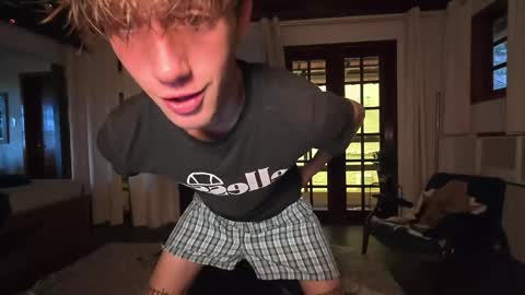 Snapshot of mason_gallagher chatting on May 2026 01:50:01 PM Mason online show from May 2026 01:50:01 PM