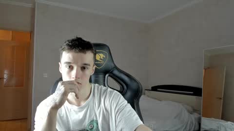 Snapshot of mason_warhol chatting on March 2025 01:40:02 PM Mason online show from March 2025 01:40:02 PM