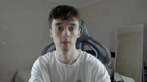 Snapshot of mason_warhol chatting on February 2026 05:40:02 PM Mason online show from February 2026 05:40:02 PM