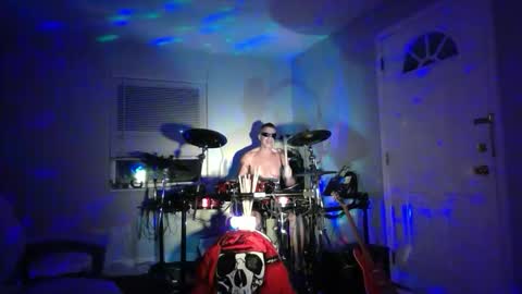 Snapshot of massageartist chatting on November 2025 04:02:02 AM HappyZending online show from November 2025 04:02:02 AM