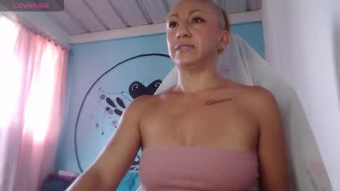 massiel ferreti online show from October 2025 10:21:02 PM