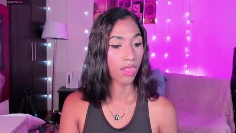 massielhot online show from April 2026 03:48:02 PM