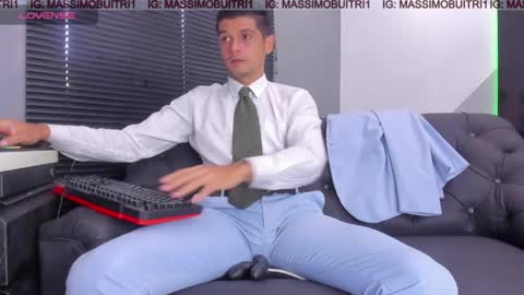 I am Massimo online show from April 2026 01:27:02 PM