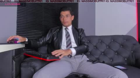 Snapshot of massimo_g chatting on April 2026 12:58:02 AM I am Massimo online show from April 2026 12:58:02 AM