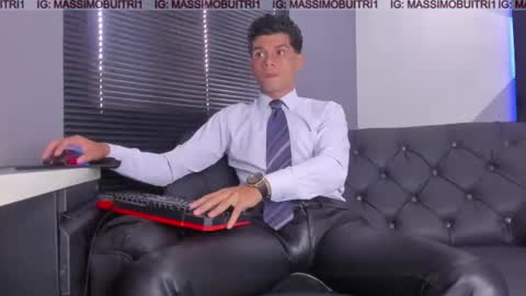 Snapshot of massimo_g chatting on June 2026 02:21:01 PM I am Massimo online show from June 2026 02:21:01 PM