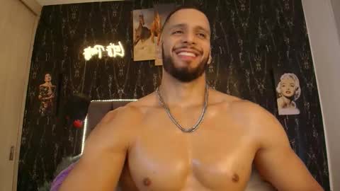 massimo_greco2 online show from January 2026 09:51:01 PM