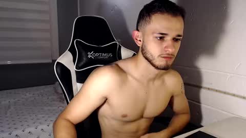 Snapshot of massimo_jiovano chatting on December 2024 11:17:01 PM massimo online show from December 2024 11:17:01 PM