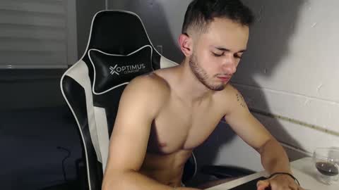 Snapshot of massimo_jiovano chatting on January 2025 11:13:02 PM massimo online show from January 2025 11:13:02 PM