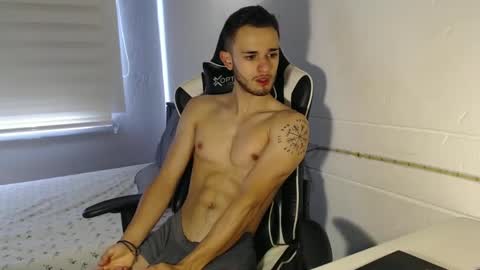 Snapshot of massimo_jiovano chatting on January 2025 03:32:02 PM massimo online show from January 2025 03:32:02 PM